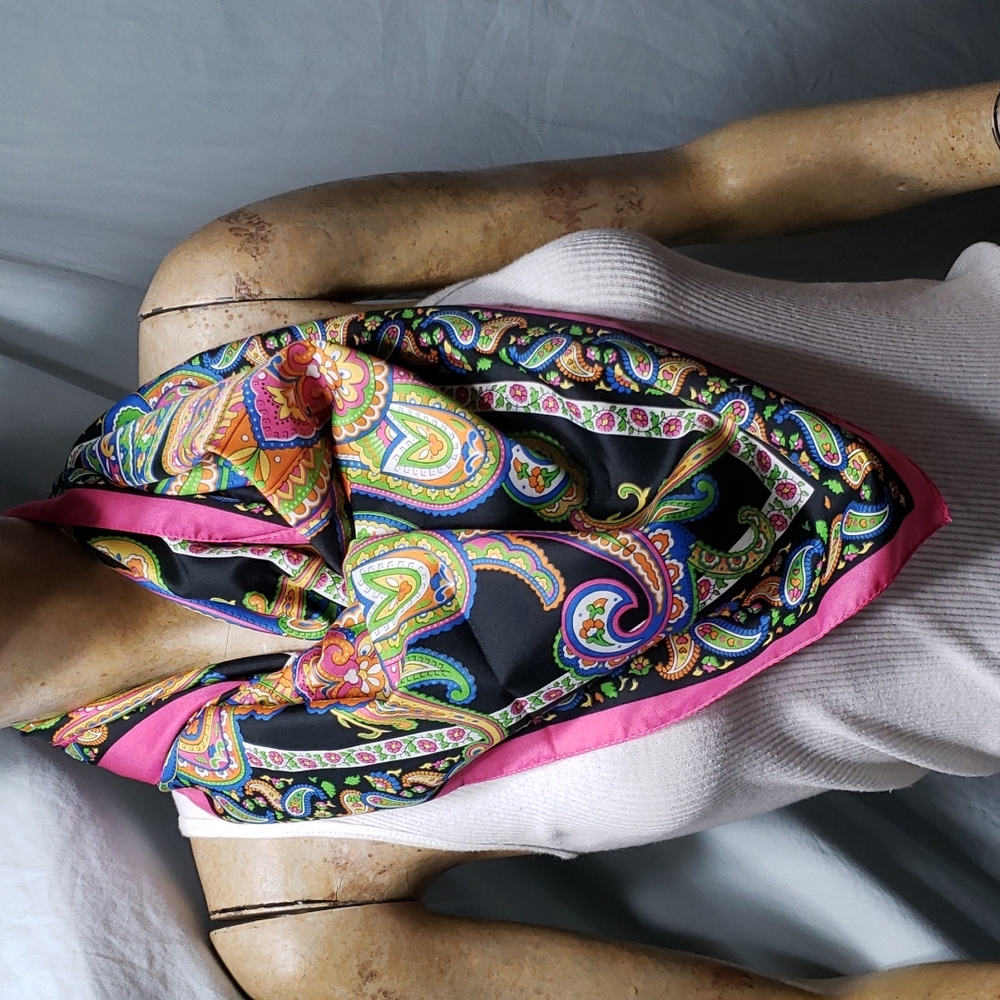Fattorseta Bright Neonish Paisley Polyester Dress Scarf 34"x 35"